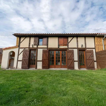 : Maison 8p Avec Jardin Et Climatisation - Fr-1-50-164 Holiday home