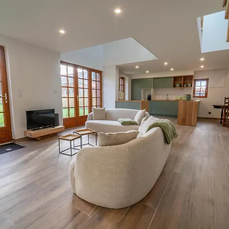 : Maison 8p Avec Jardin Et Climatisation - Fr-1-50-164 Ferienhaus *